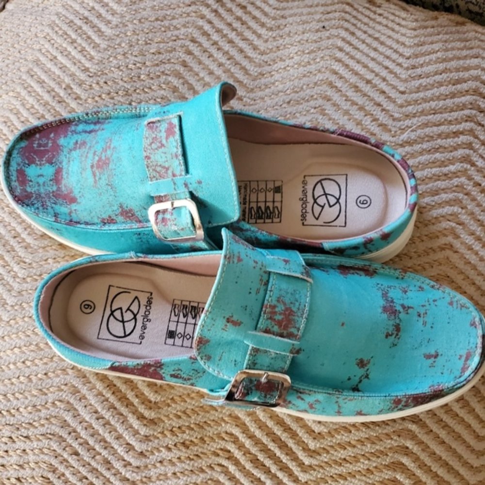 Rusted Turquoise Slides - Picture 3 of 4